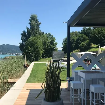 Appartement Luxury - Direkt Am Woerthersee Suedufer Ober-Dellach